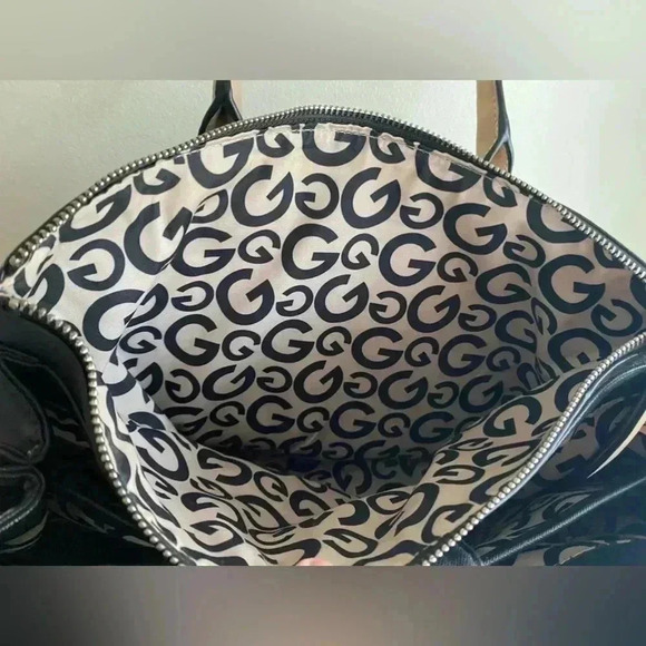 G by Guess Tote Black with Tan Detail Pebbled Leather Travel Bag Shoulder Bag - Picture 8 of 16